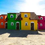 Nyaraló Mexican-themed Homes Debina (Ustka)